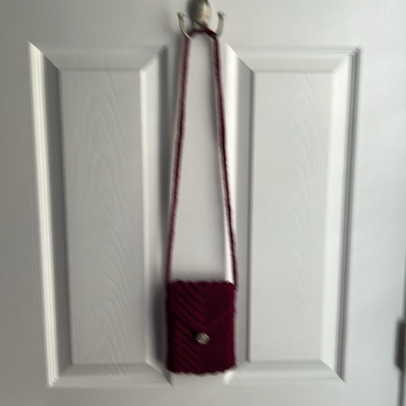 Hang crochet cell bag - Picture 2 of 4